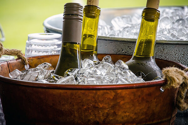  น้ำแข็งหลอดสำหรับเครื่องดื่มเย็น ๆ 